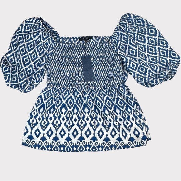 Eclair Blue and White Geometric Top - Sz Small - NWT - Smocked front - Picture 5 of 14